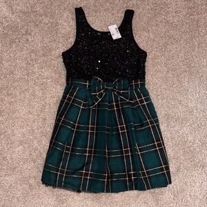 The Children's Place Black and Green Plaid Dress size 7/8 Medium